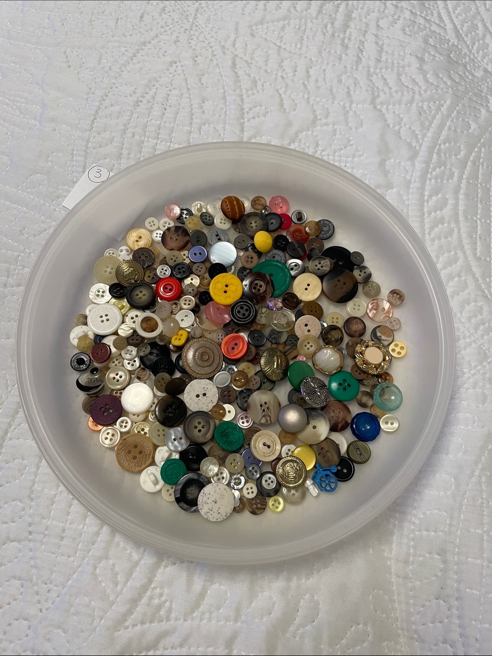 Vintage BUTTONS Lot of 300 Different Sizes Colors & Shapes